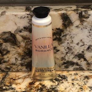 Bath and Body Works Vanilla Romance Hand Cream Mini Travel Size